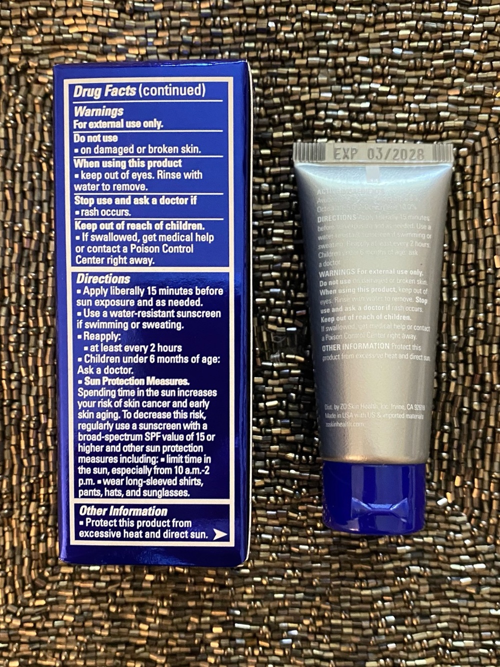 ๐ ZO SKIN HEALTH Smart Tone Broad-Spectrum Sunscreen SPF50 - Picture 2 of 5